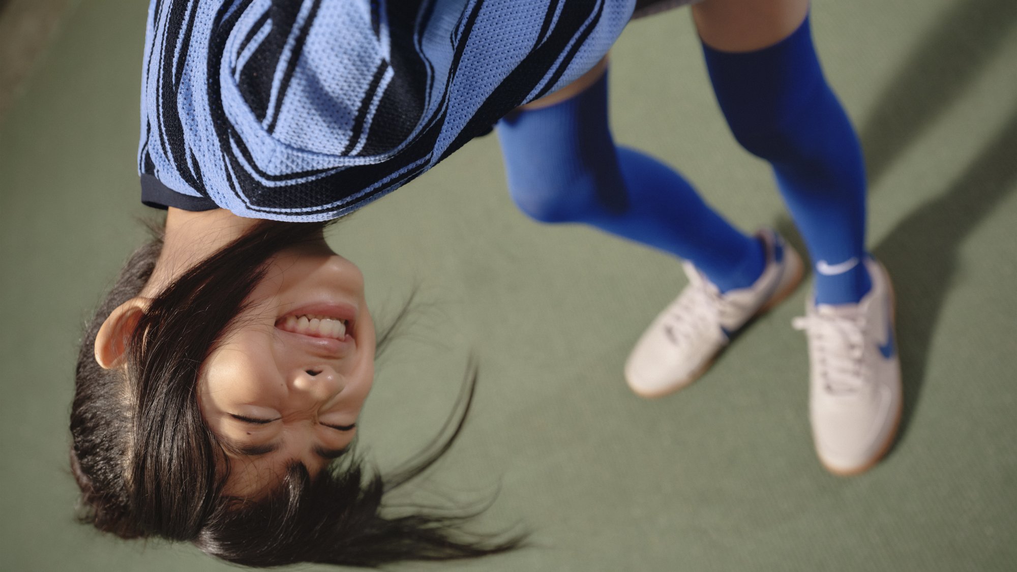 NIKE SPORTSWEAR - VIVIAN KIM