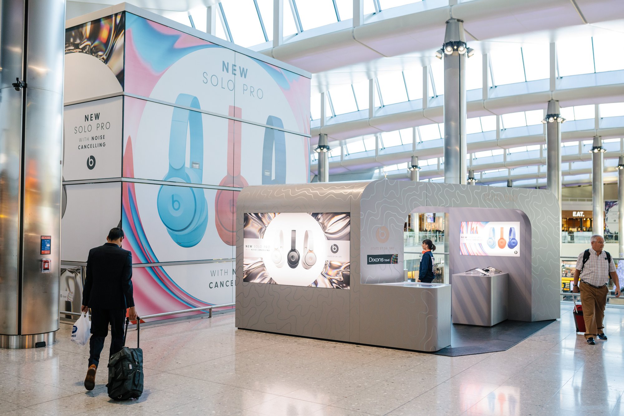 Beats Solo Pro Pop-Up (London Heathrow) 