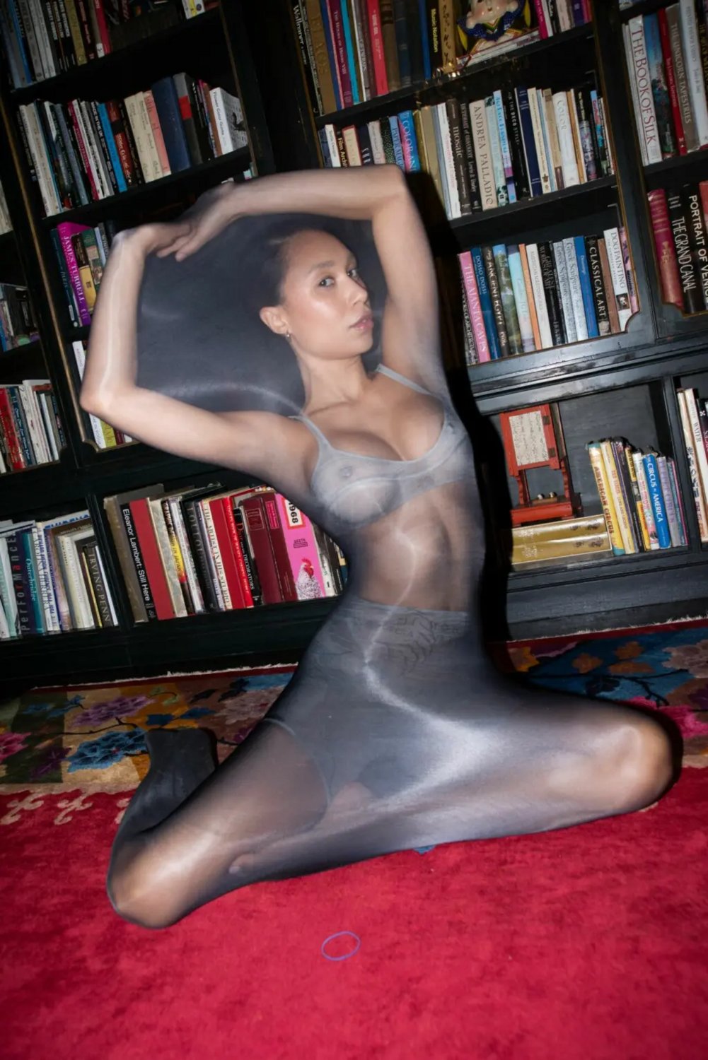 EVA GUTOWSKI X SLEEK MAG 
