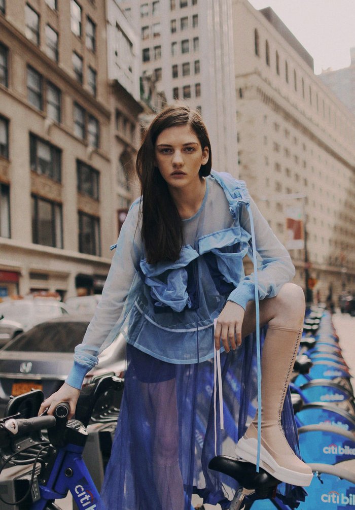 MONROWE - GABRIELA CELESTE