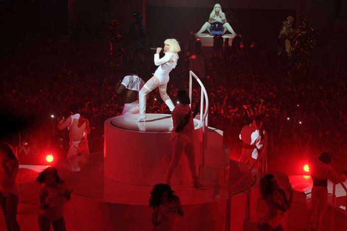 LADY GAGA ARTRAVE - BROOKLYN