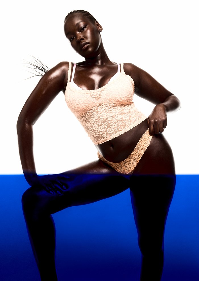 VICTORIA’S SECRET - DAN BELIEU