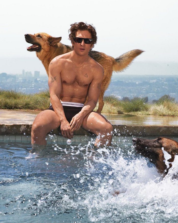 Calvin Klein - Mert Alas