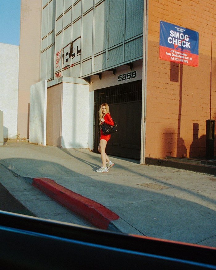 Elle - Cameron McCool