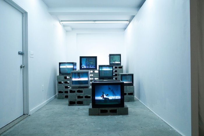 Troya Installation - Gordon Von Steiner