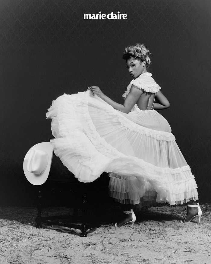 MARIE CLAIRE - KANYA IWANA