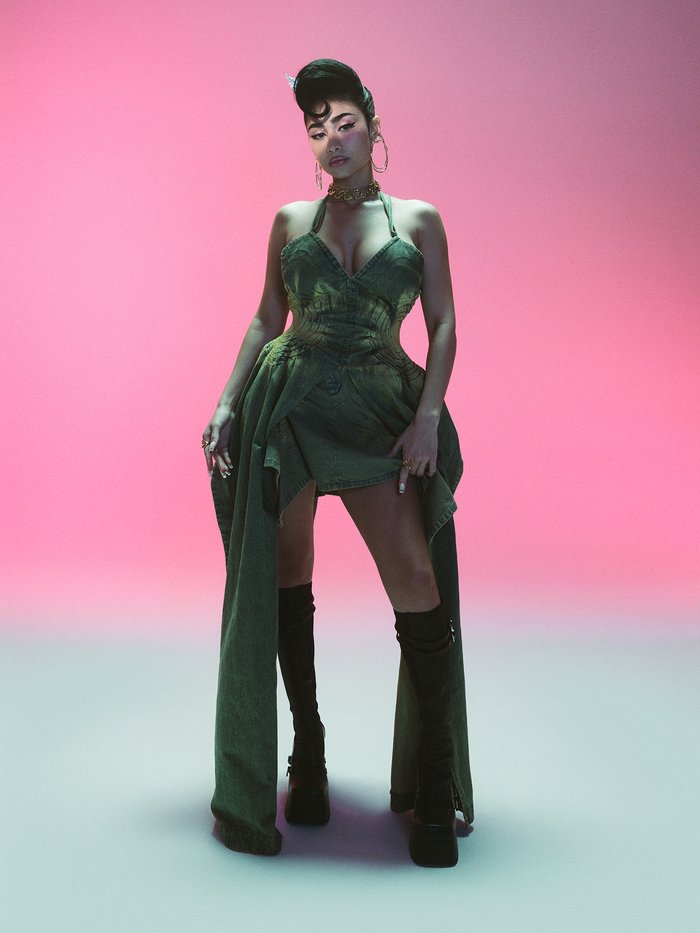 V Magazine