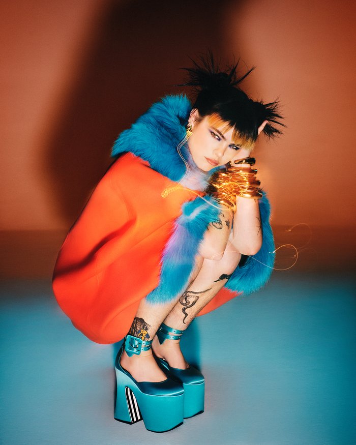 V Magazine