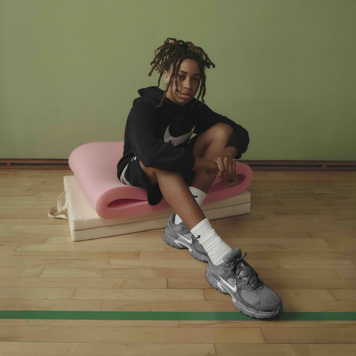 Nike Kids - VIVIAN KIM