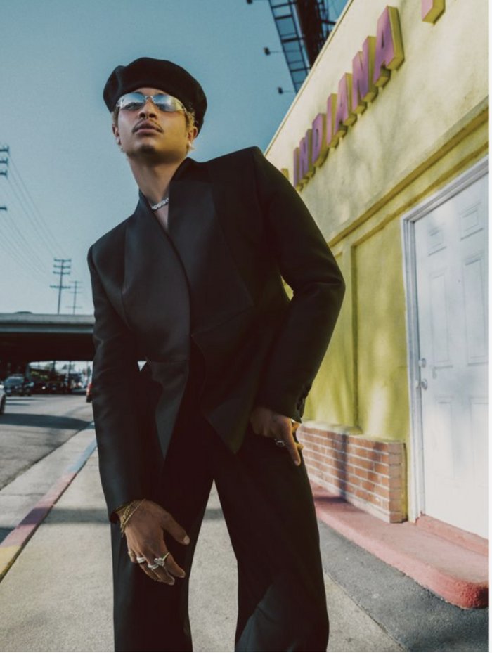 Billboard x Dustin Conrad 