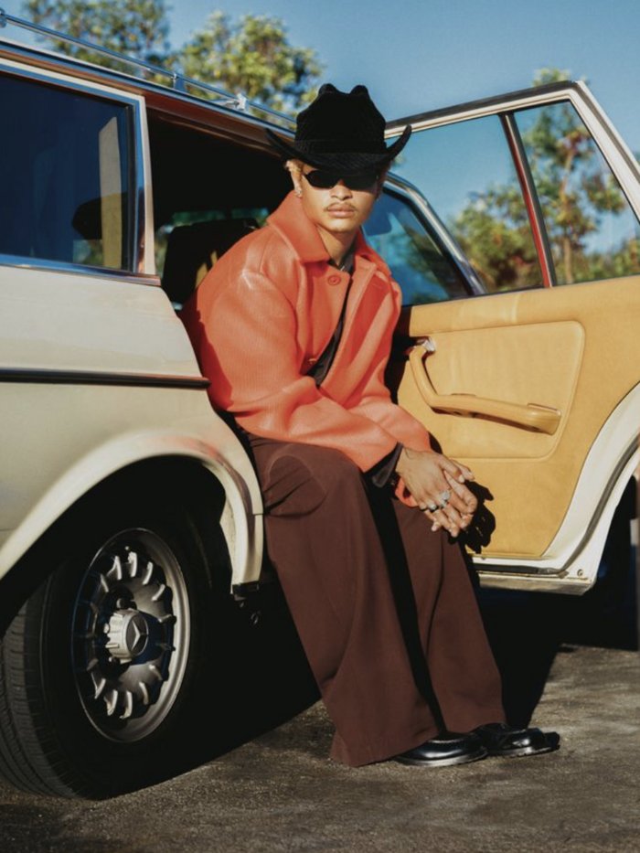 Billboard x Dustin Conrad 