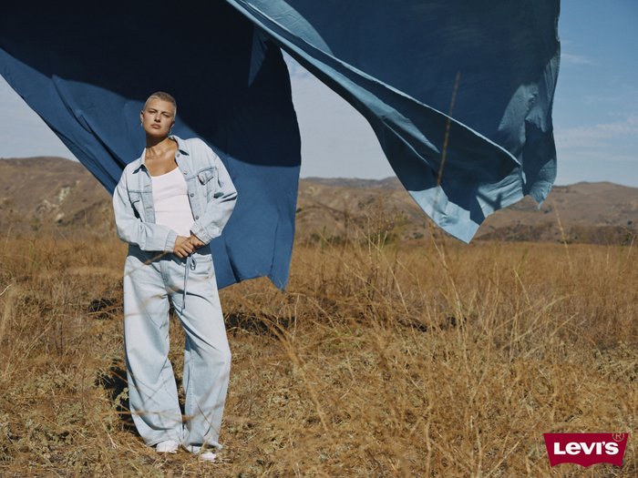 Levi's - Julia Noni