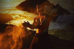 AJ Mitchell Album - Luis Sanchis