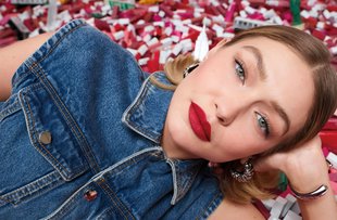 Maybelline x Gigi Hadid - Amy Troost