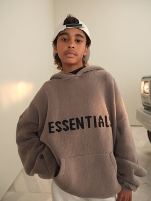 FEAR OF GOD ESSENTIALS - Shaniqwa Jarvis