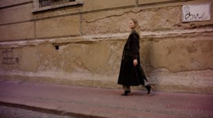 Banana Republic - Josh Olins
